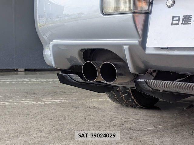 Nissan SKYLINE GT-R 2001-03 8337901-24