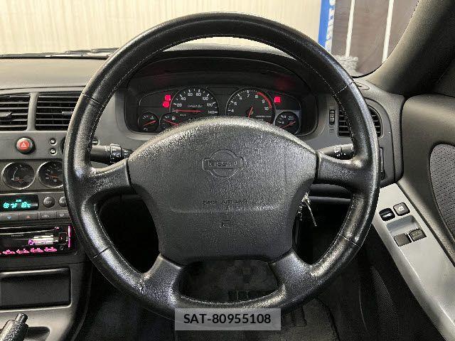 Nissan SKYLINE GT-R 1995-03 8368732-13
