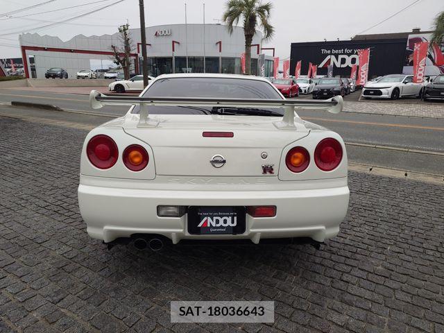 Nissan SKYLINE GT-R 2002-08 8372198-6