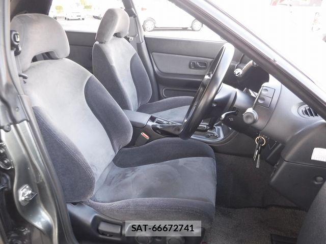 Nissan SKYLINE GT-R 1993-05 7620128-12