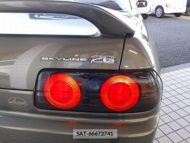 Nissan SKYLINE GT-R 1993-05 7620128-4
