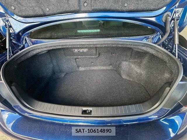 Nissan SKYLINE 2018-01 2730546-17