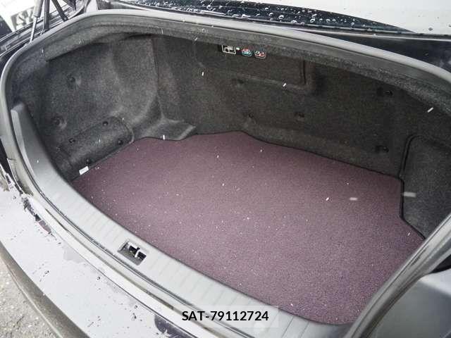 Nissan SKYLINE 2014-10 3683644-14