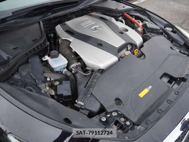 Nissan SKYLINE 2014-10 3683644-19