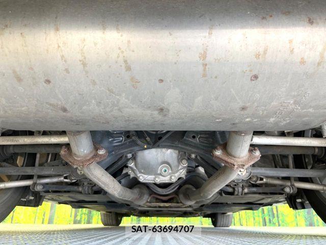 Nissan SKYLINE 2015-05 5878780-18