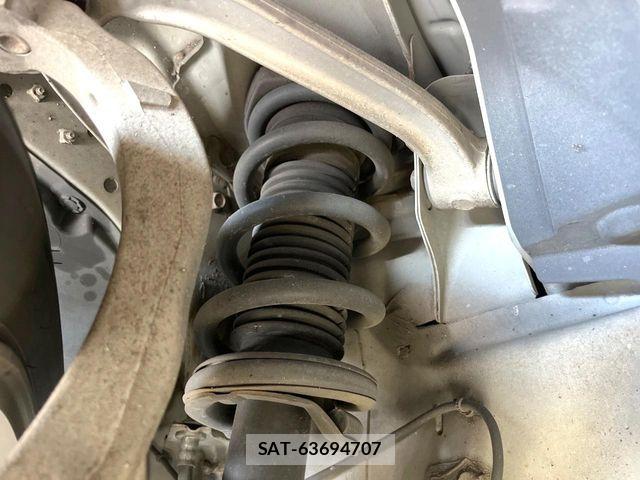 Nissan SKYLINE 2015-05 5878780-19