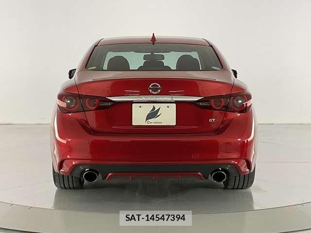 Nissan SKYLINE 2020-03 7021612-4