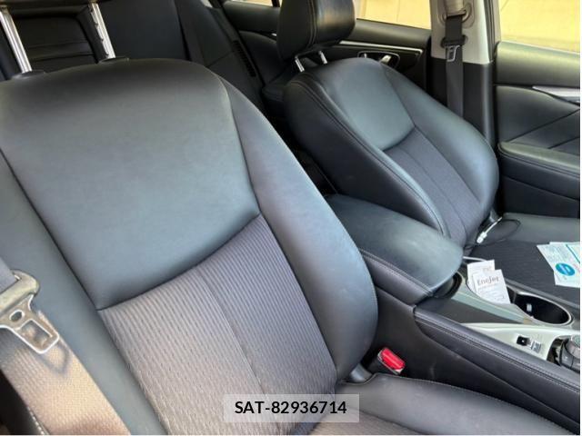 Nissan SKYLINE 2014-03 7060750-18