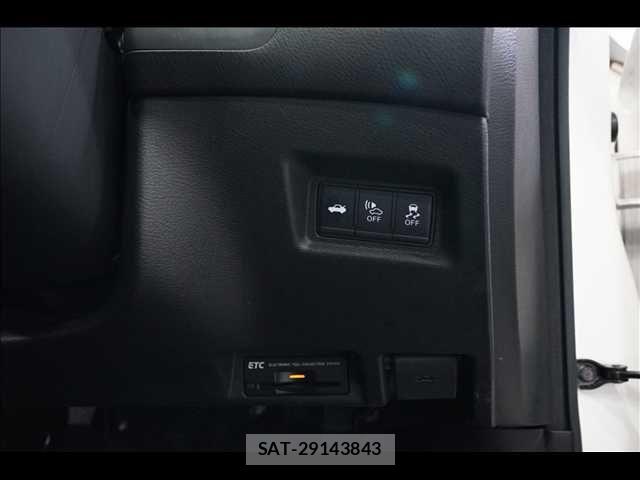 Nissan SKYLINE 2016-11 7060747-13