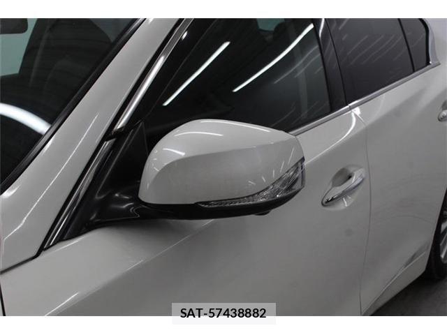 Nissan SKYLINE 2017-12 7059447-16