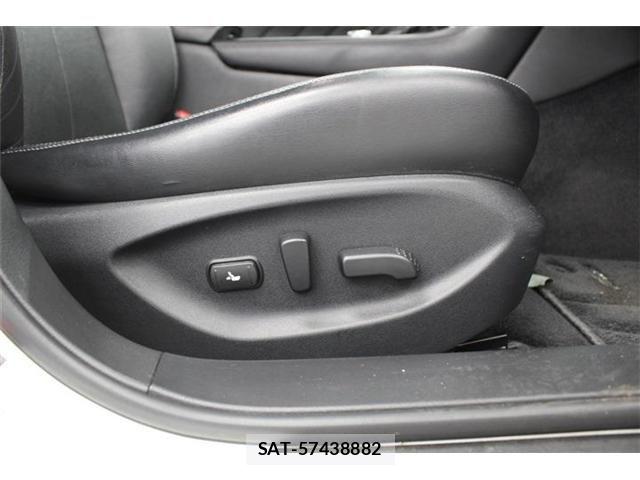 Nissan SKYLINE 2017-12 7059447-27