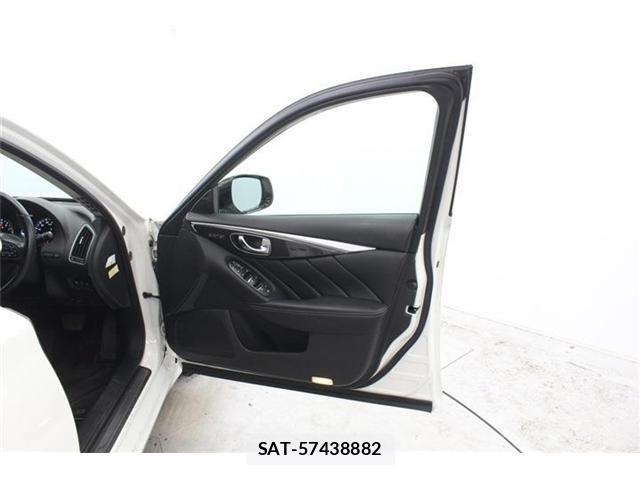 Nissan SKYLINE 2017-12 7059447-29