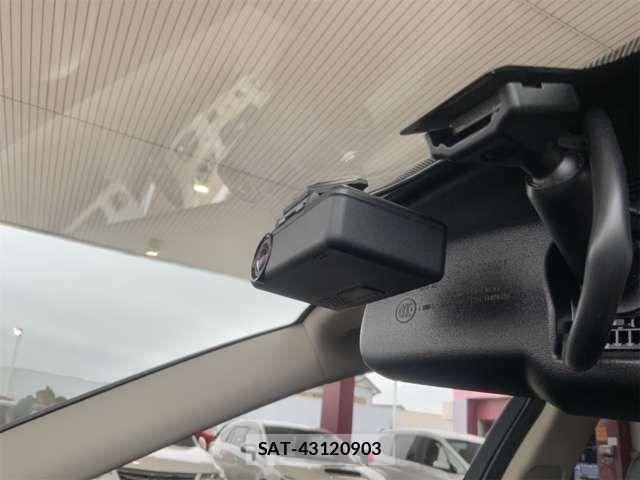 Nissan SKYLINE 2019-07 7272955-3