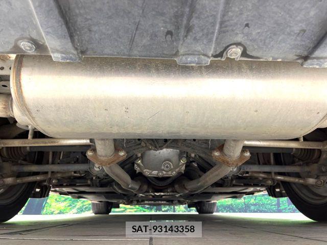 Nissan SKYLINE 2018-09 7359877-19