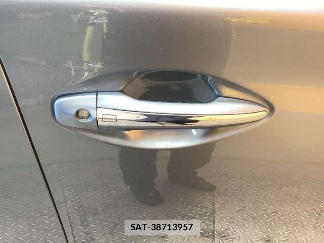 Nissan SKYLINE 2018-03 7457847-13