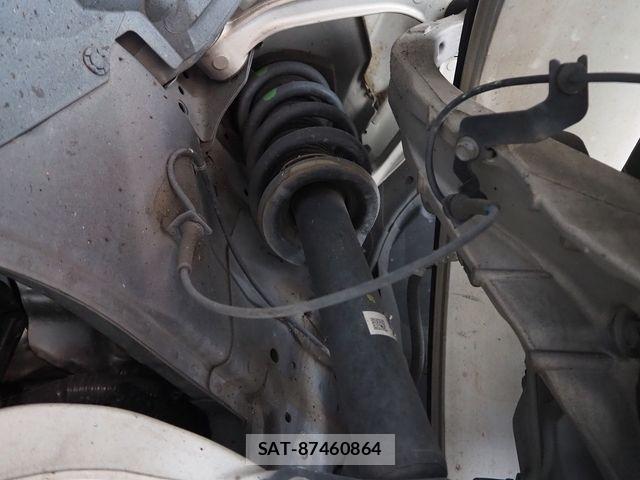 Nissan SKYLINE 2017-12 7789195-23