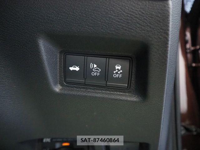 Nissan SKYLINE 2017-12 7789195-28