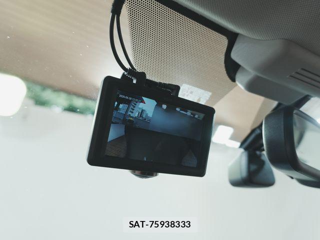 Nissan SKYLINE 2014-02 7789193-29