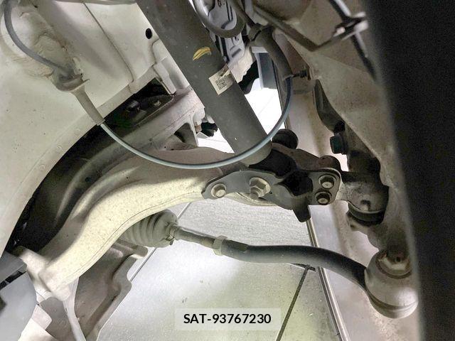 Nissan SKYLINE 2014-08 8038294-19
