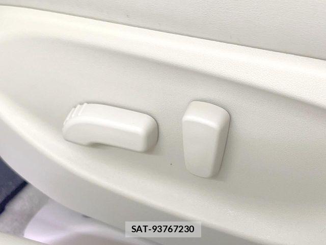 Nissan SKYLINE 2014-08 8038294-6