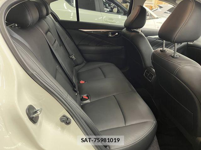 Nissan SKYLINE 2019-09 8038293-4