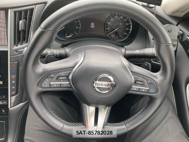 Nissan SKYLINE 2020-03 8132411-12
