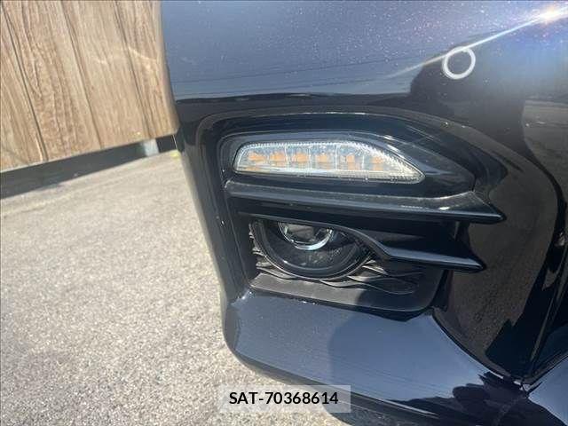 Nissan SKYLINE 2015-01 8210232-23