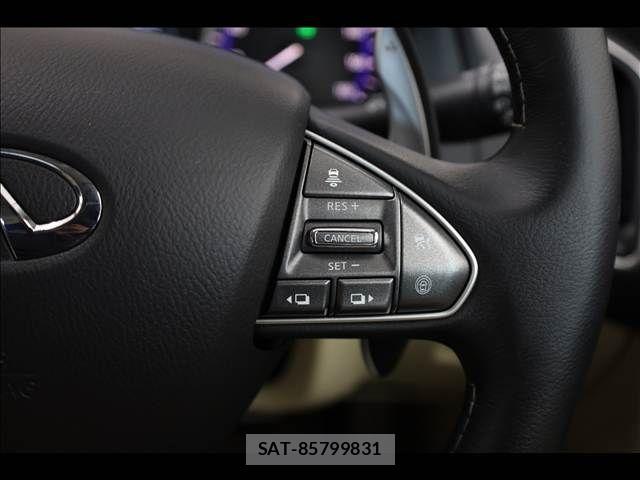 Nissan SKYLINE 2014-07 8210233-9
