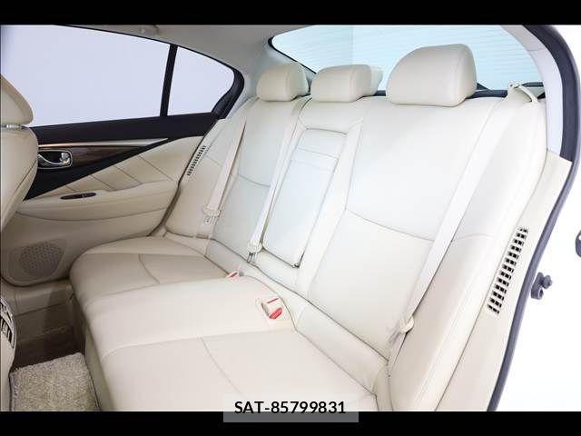 Nissan SKYLINE 2014-07 8210233-18