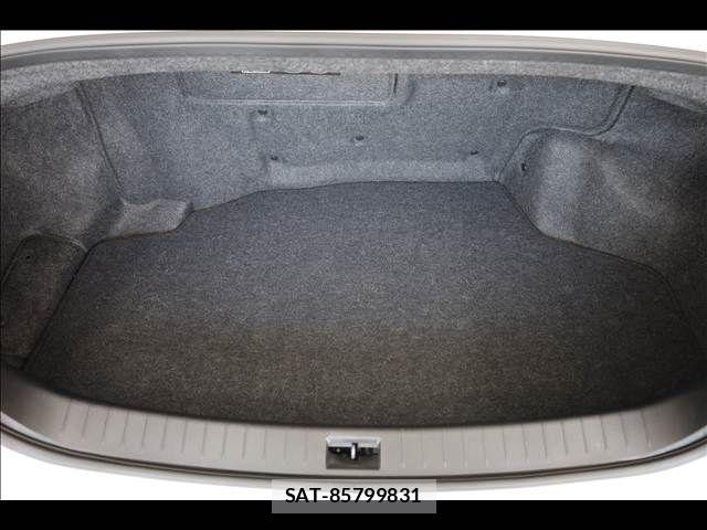 Nissan SKYLINE 2014-07 8210233-19
