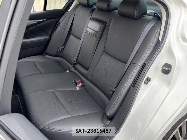 Nissan SKYLINE 2016-03 8438901-9