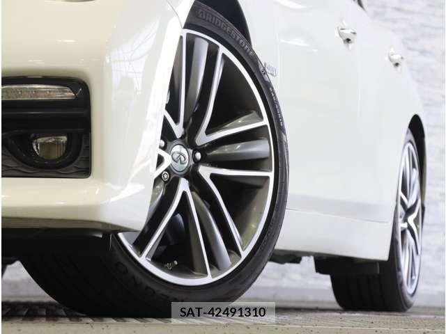 Nissan SKYLINE 2014-12 8458436-17