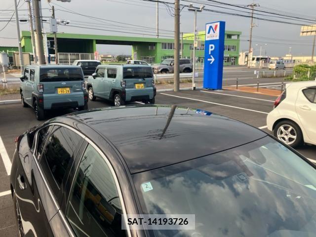 Nissan SKYLINE 2016-02 8527391-5