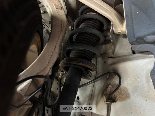 Nissan SKYLINE 2014-08 8527387-18