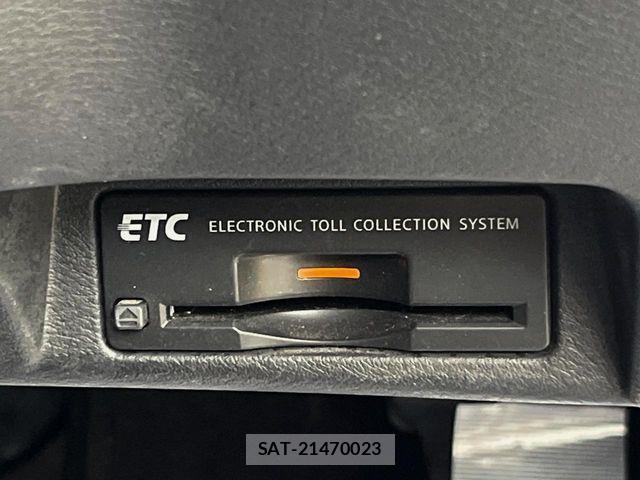 Nissan SKYLINE 2014-08 8527387-6