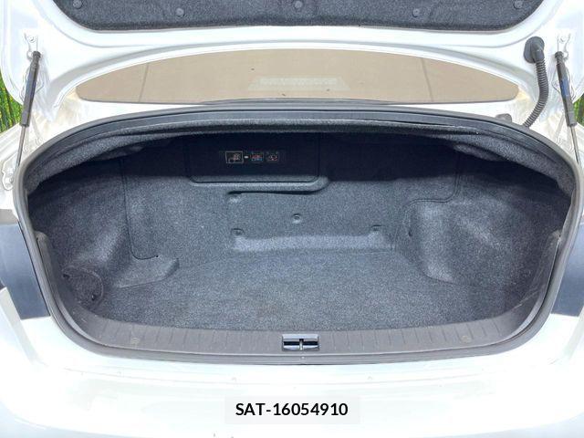 Nissan SKYLINE 2015-01 8563563-9