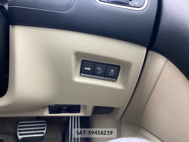 Nissan SKYLINE 2016-02 8661613-17