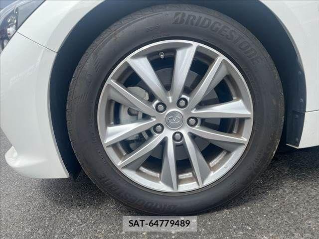 Nissan SKYLINE 2015-08 8686573-11