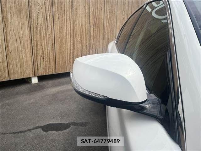 Nissan SKYLINE 2015-08 8686573-24