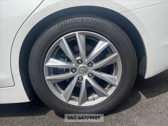 Nissan SKYLINE 2015-08 8686573-27