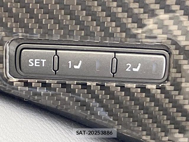Nissan SKYLINE 2019-02 8882199-5