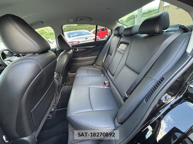 Nissan SKYLINE 2015-11 8882204-19