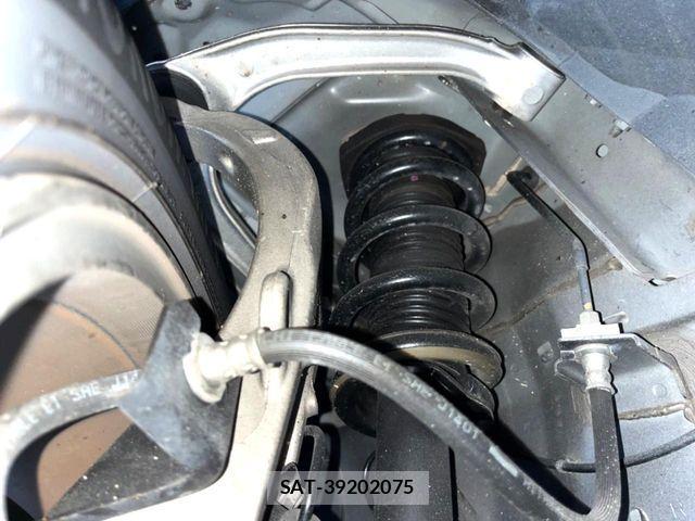 Nissan SKYLINE 2015-01 8882201-18
