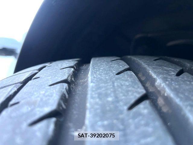 Nissan SKYLINE 2015-01 8882201-19