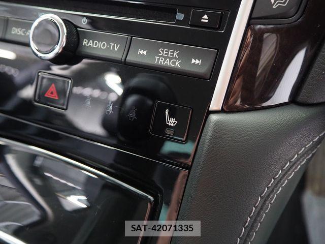 Nissan SKYLINE 2018-05 5878798-13