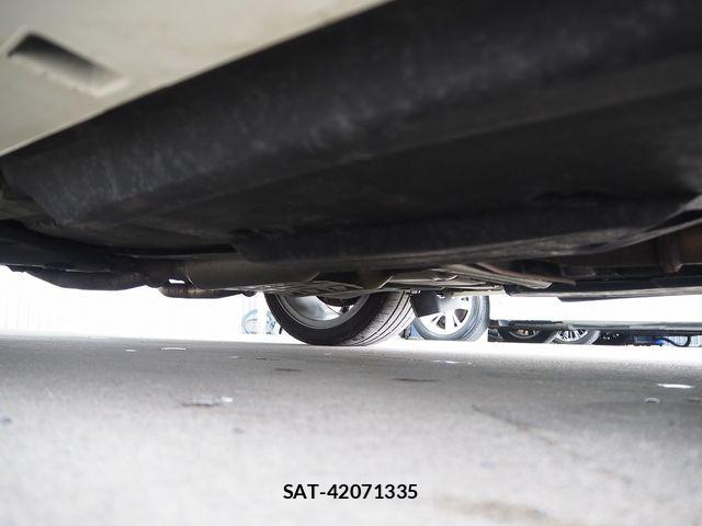 Nissan SKYLINE 2018-05 5878798-22