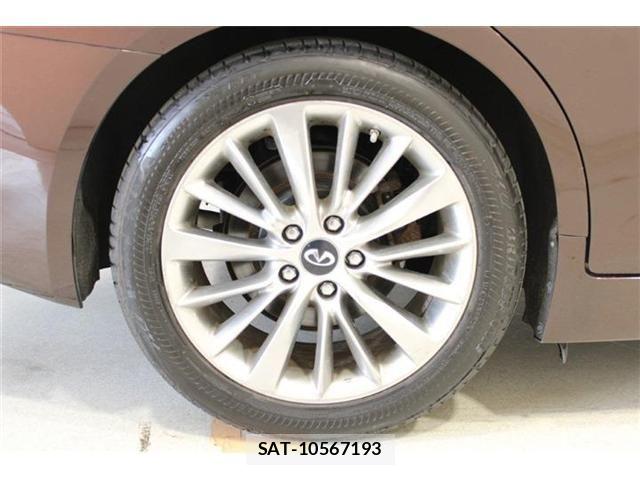 Nissan SKYLINE 2019-04 6817306-24