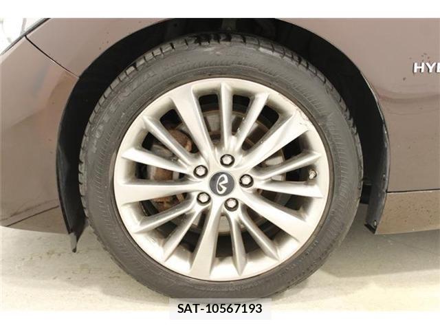 Nissan SKYLINE 2019-04 6817306-26