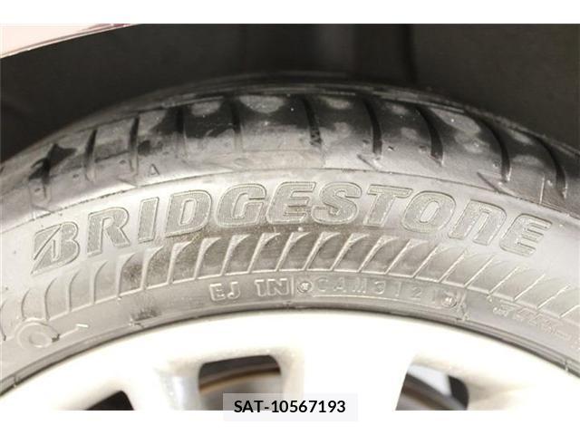 Nissan SKYLINE 2019-04 6817306-27