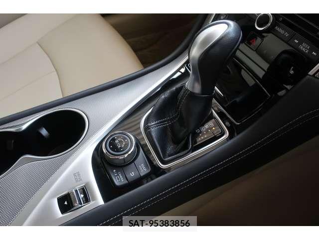 Nissan SKYLINE 2014-03 6912773-10